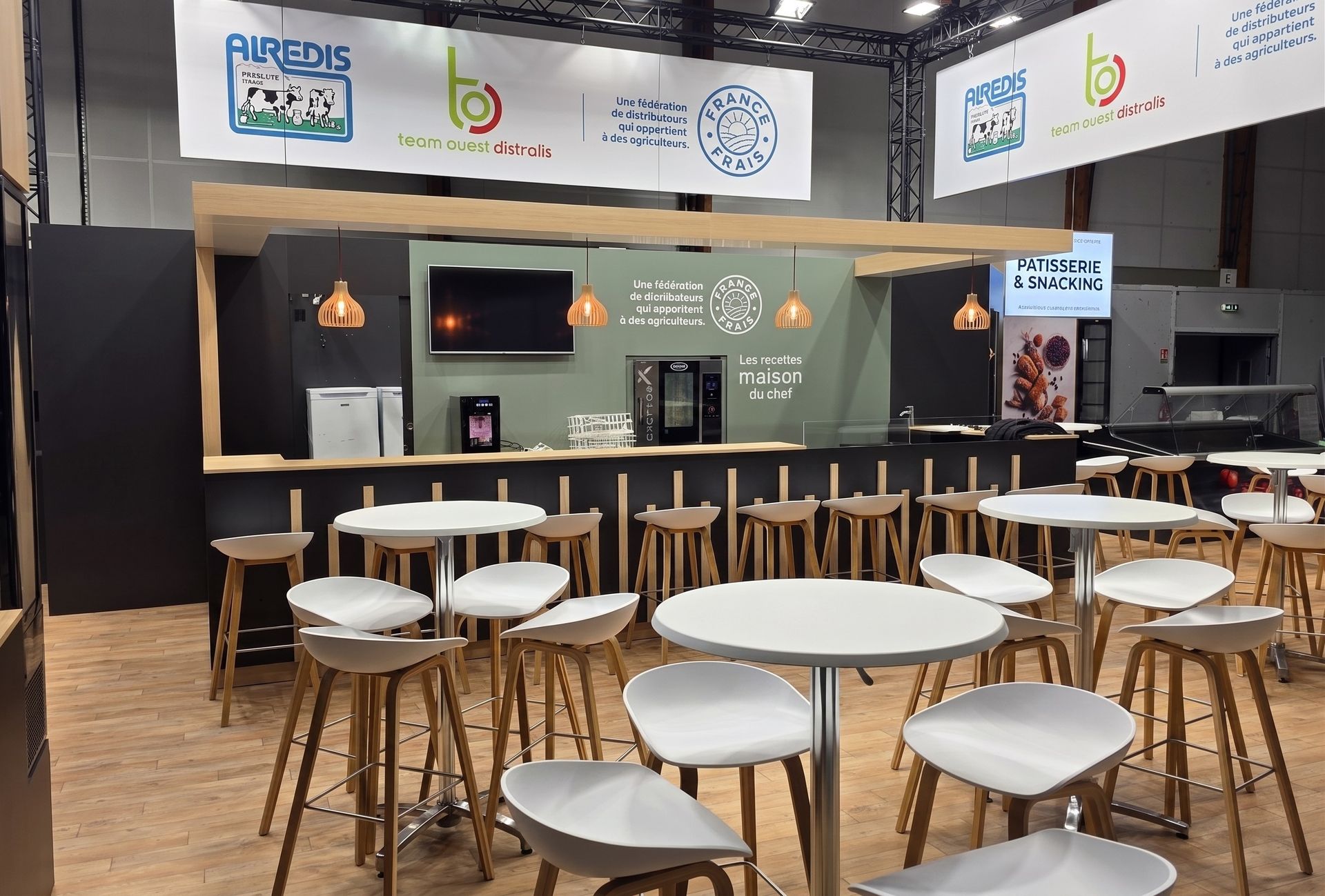 Mobilier d'exposition Sarcel Expo